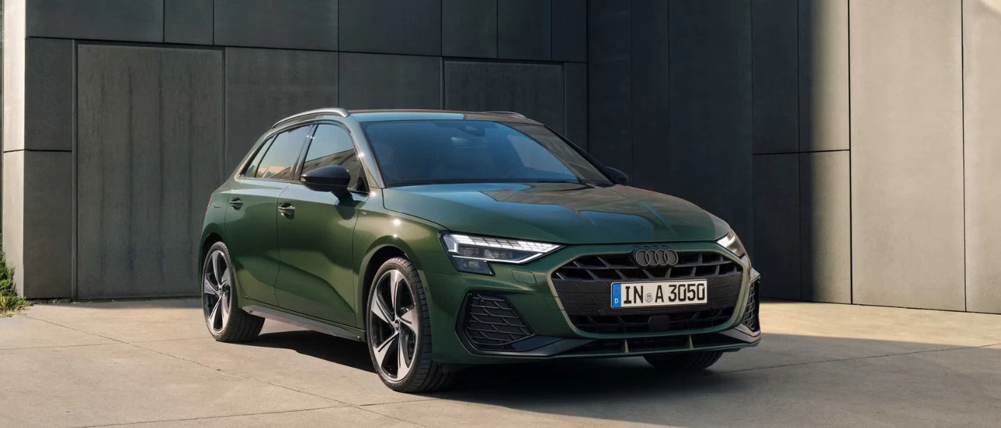 Audi A3 Sportback 1440X616